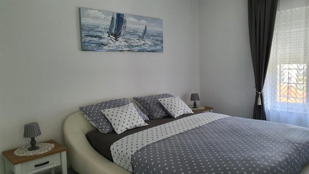 Apartman Kovacic - Knin Apartman Kültér fotó