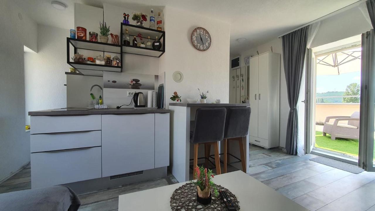 Apartman Kovacic - Knin Apartman Kültér fotó